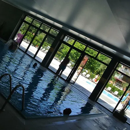 Apartament Pod Zurawiem Apartman *