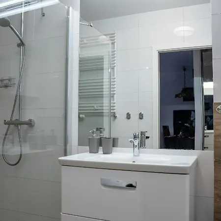 Apartament Pod Zurawiem Apartman *